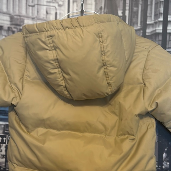 Burberry  kid’s  down puffer jacket size 18m - Picture 9 of 17